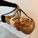 banane en cuir synthétique