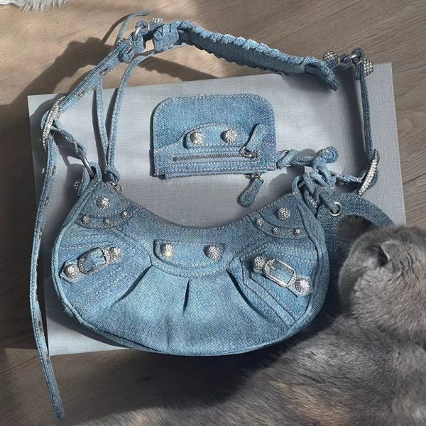 sac à main demi lune jean retro
