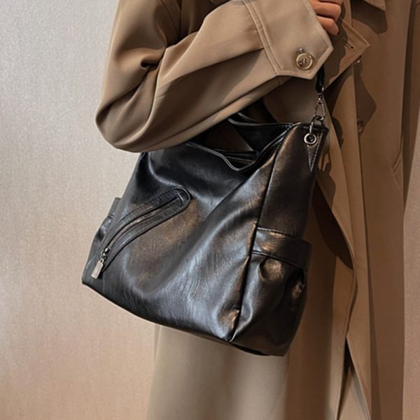 grand sac bandoulière en cuir synthétique