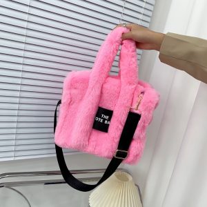 sac à main en fausse fourrure rose