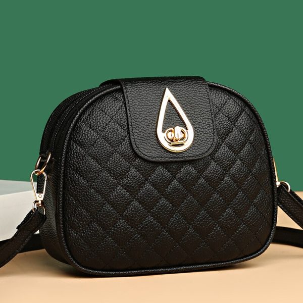 petit sac carré à carreaux noir