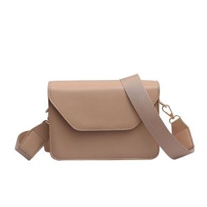 sac pochette bandoulière minimaliste beige