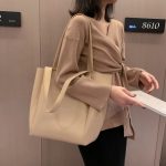 sac à bandoulière cuir synthétique moderne