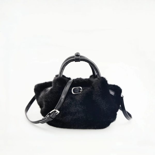 sac bandoulière fausse fourrure
