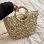 mode estivale sac paille